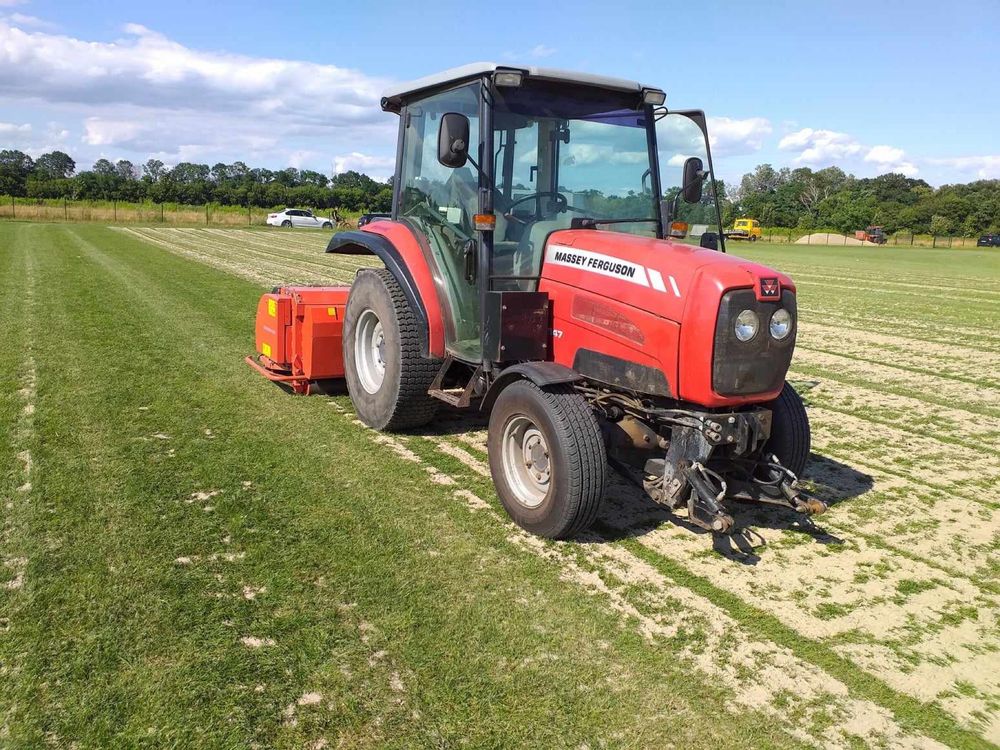 Ciągnik Massey Ferguson 1547