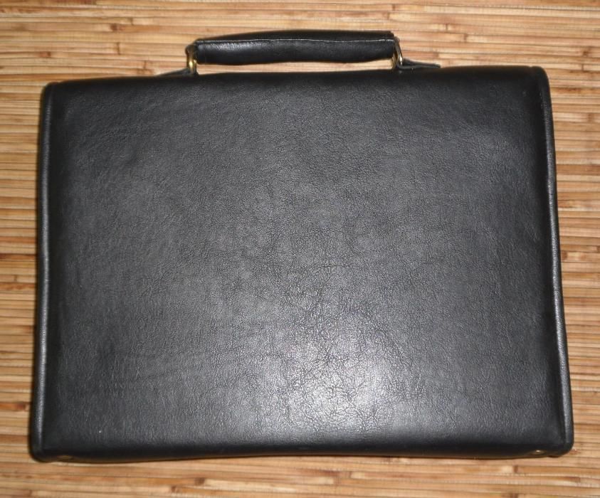 Портфель деловой кожаный