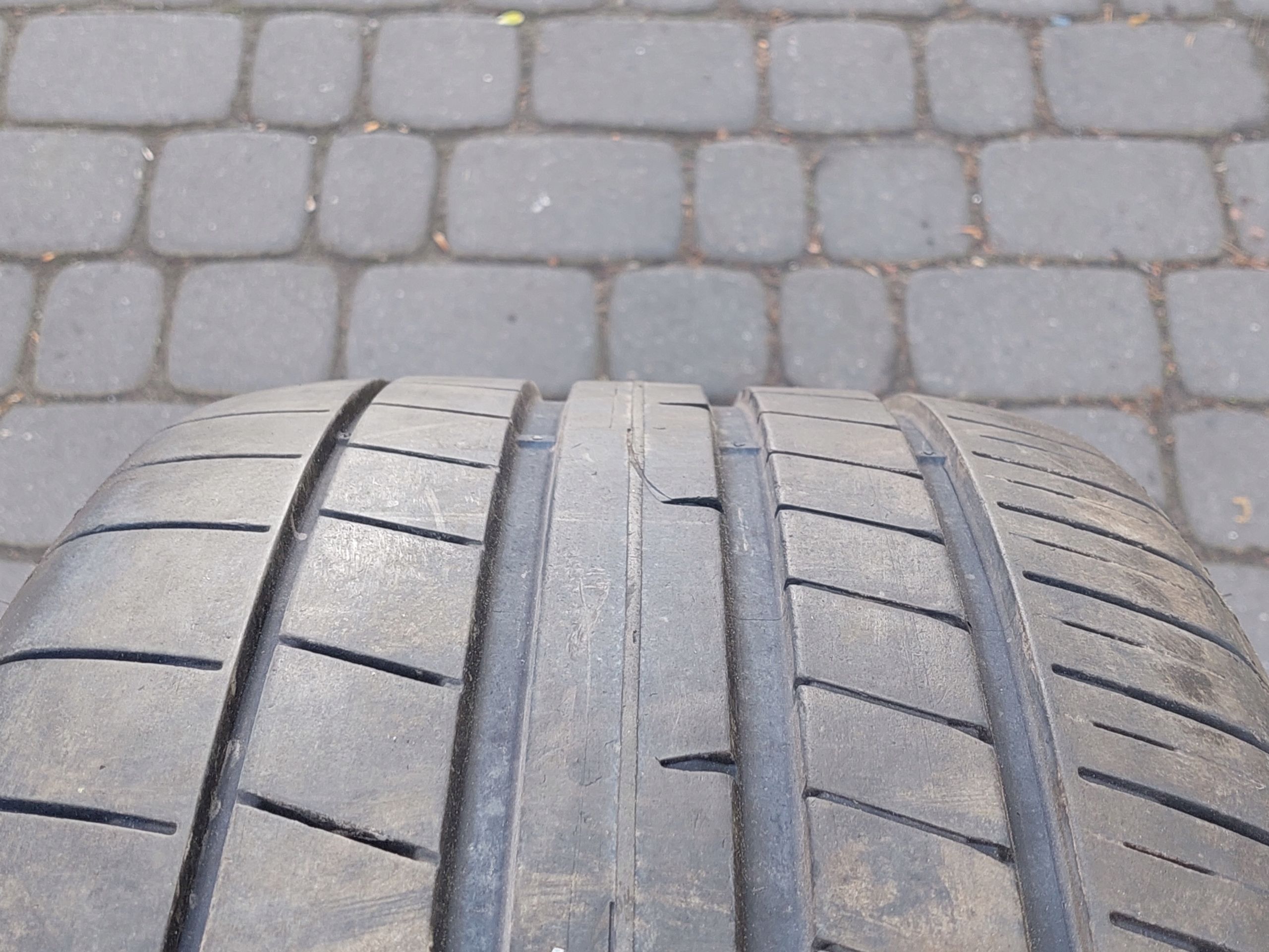 Opony Dunlop Sport Maxx RT2 - 285/35/21