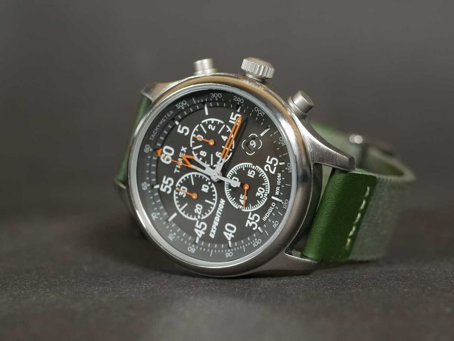 Timex Expedition Tw4B26700 с хронографом и с подсветкой Indiglo