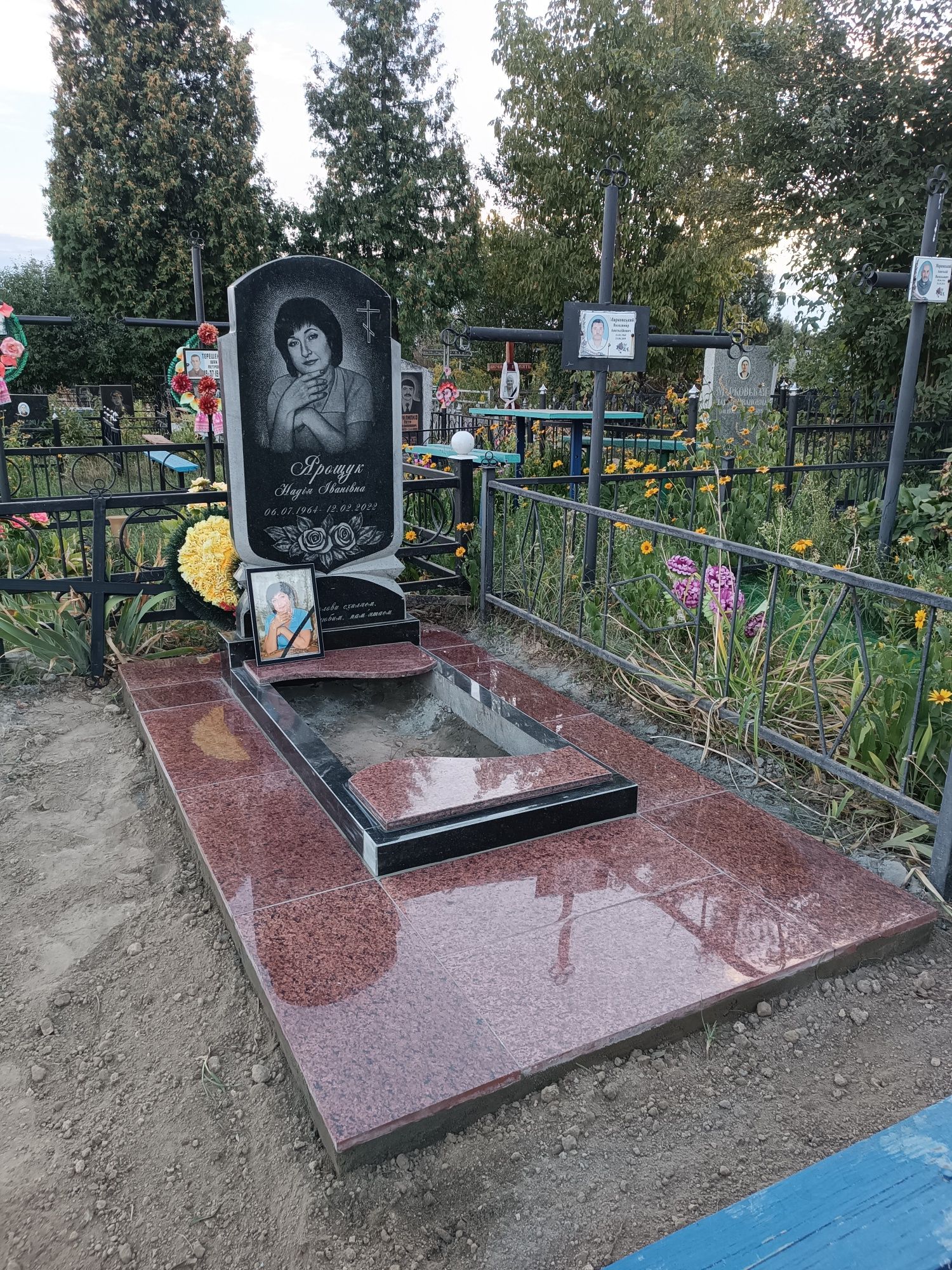 Пам'ятник, Граніт, Комплекси, Меморіали, Плитка,. Установка пам'ятника
