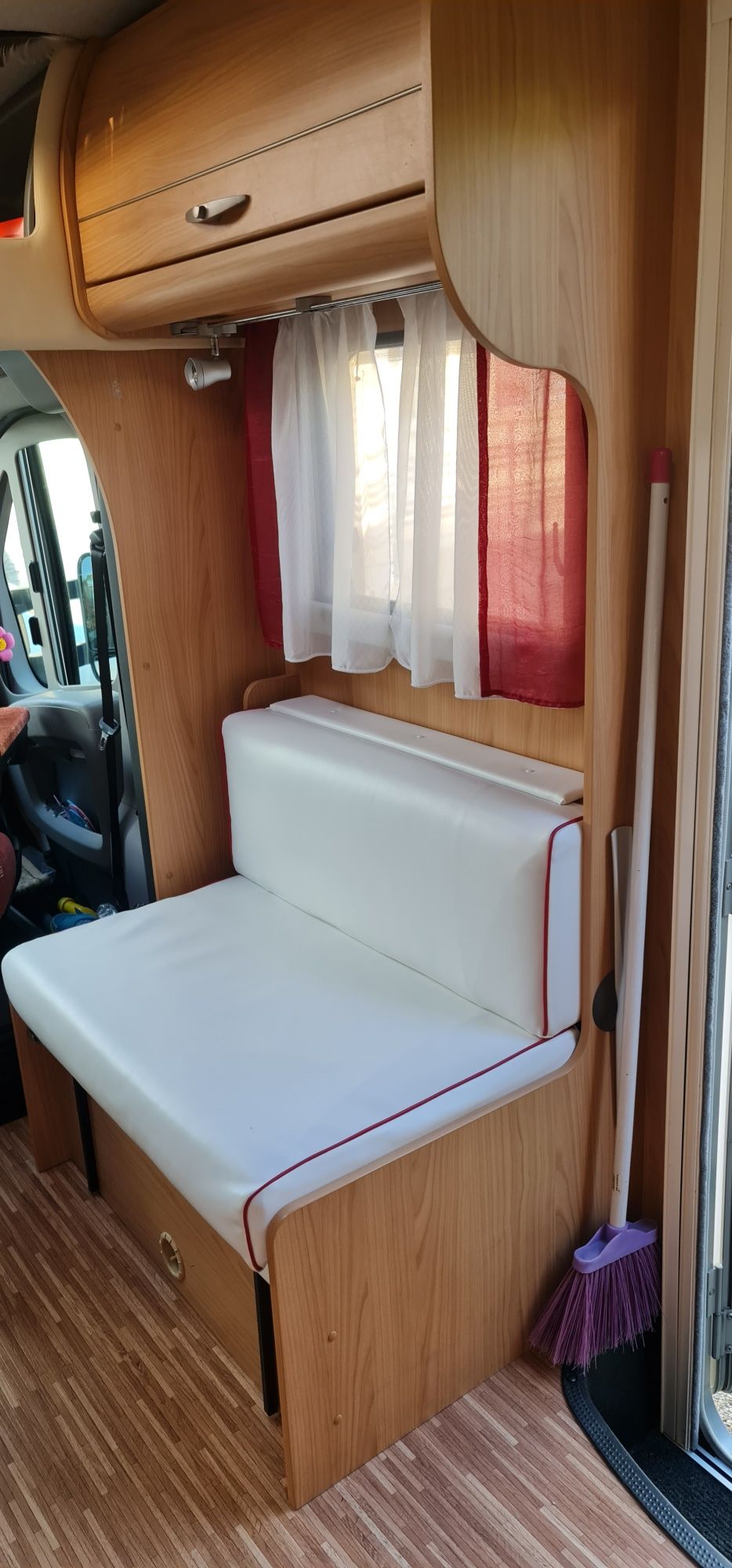 Capas para autocaravana Bursttner T615