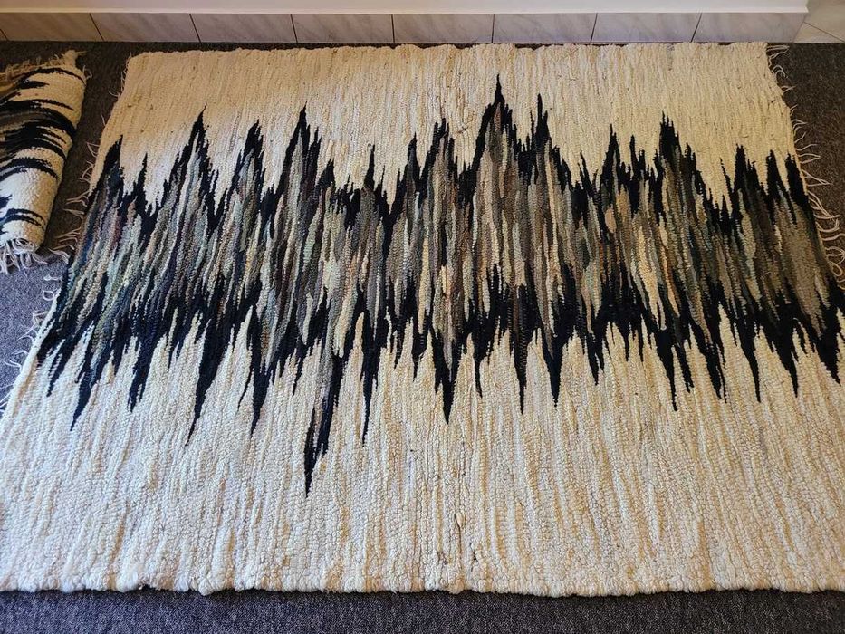 Narzuty na sofę i fotele - skóra owcza