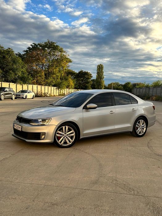 Vw jetta gli / gti sport
