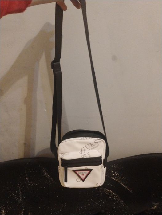 Saszetka/Nerka Guess  los Angeles nowa !!