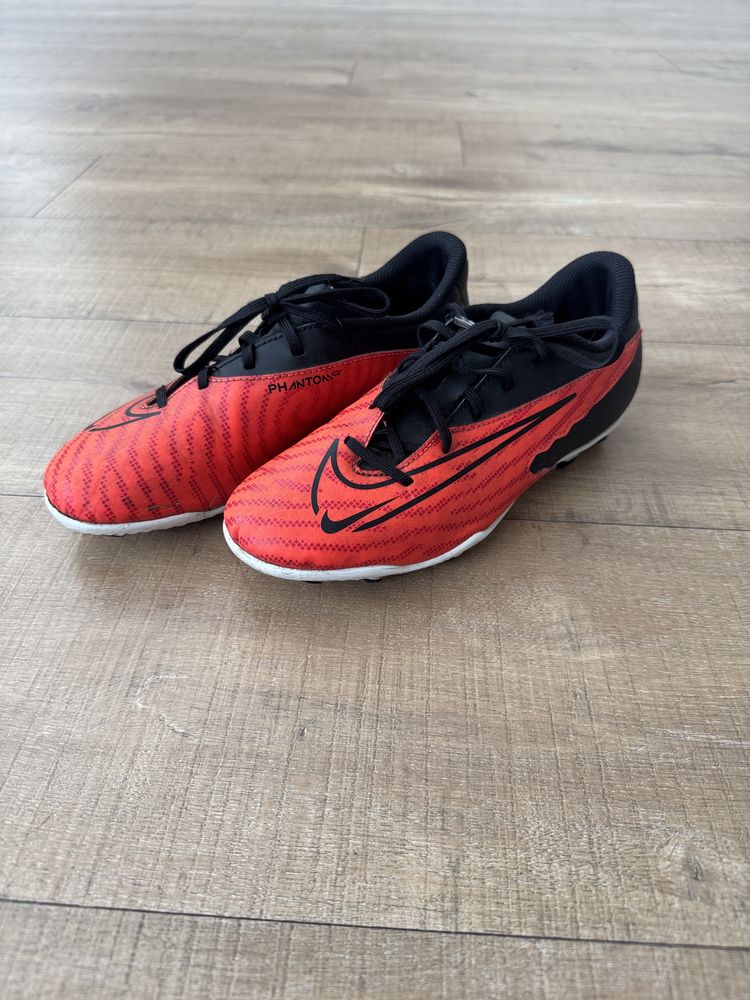 Korki Nike rozmiar 38