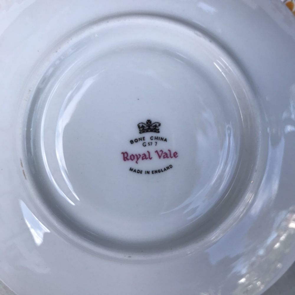 Чайная тройка Royal Vale
