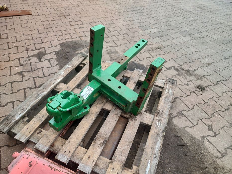 Zaczep polowy dolny belka john deere 7290R seria 7 konsola hitch