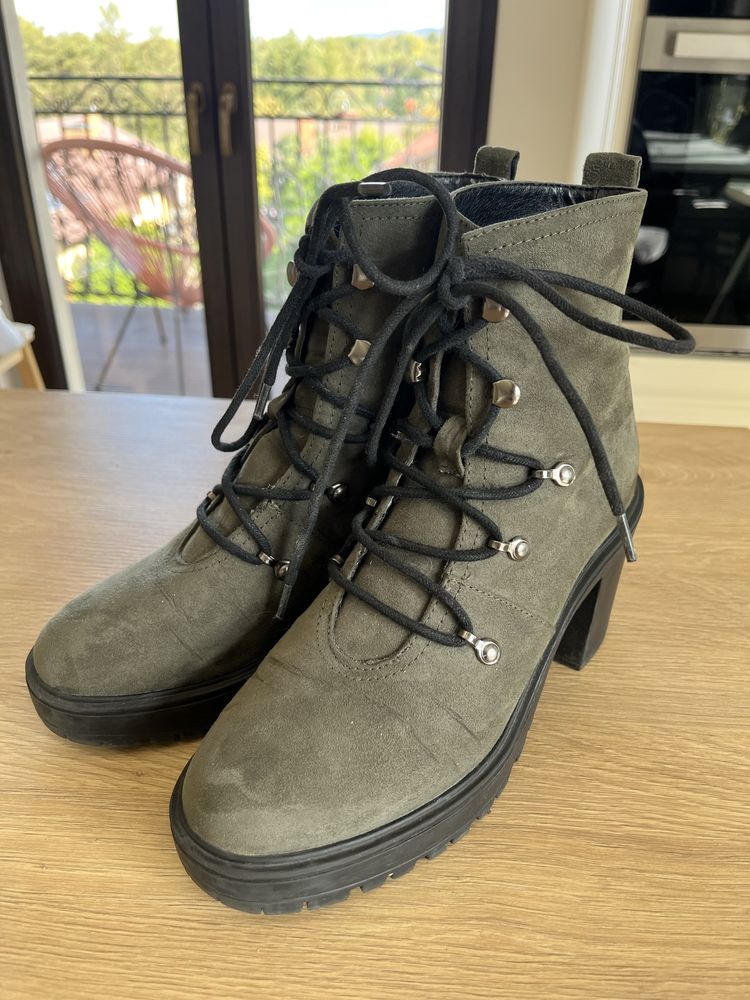 Botki Reserved 38 zielony khaki wiązane gruby obcas masywne