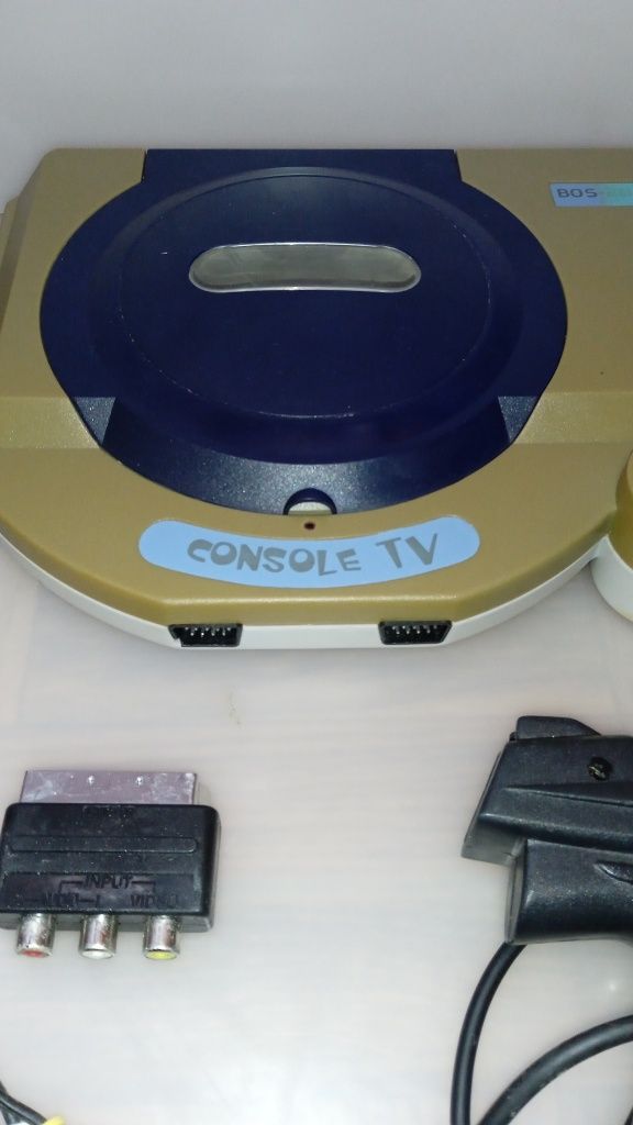 Vintage Console TV BOS 2800 + 2 Comandos + Pistola Lethal Enforcers