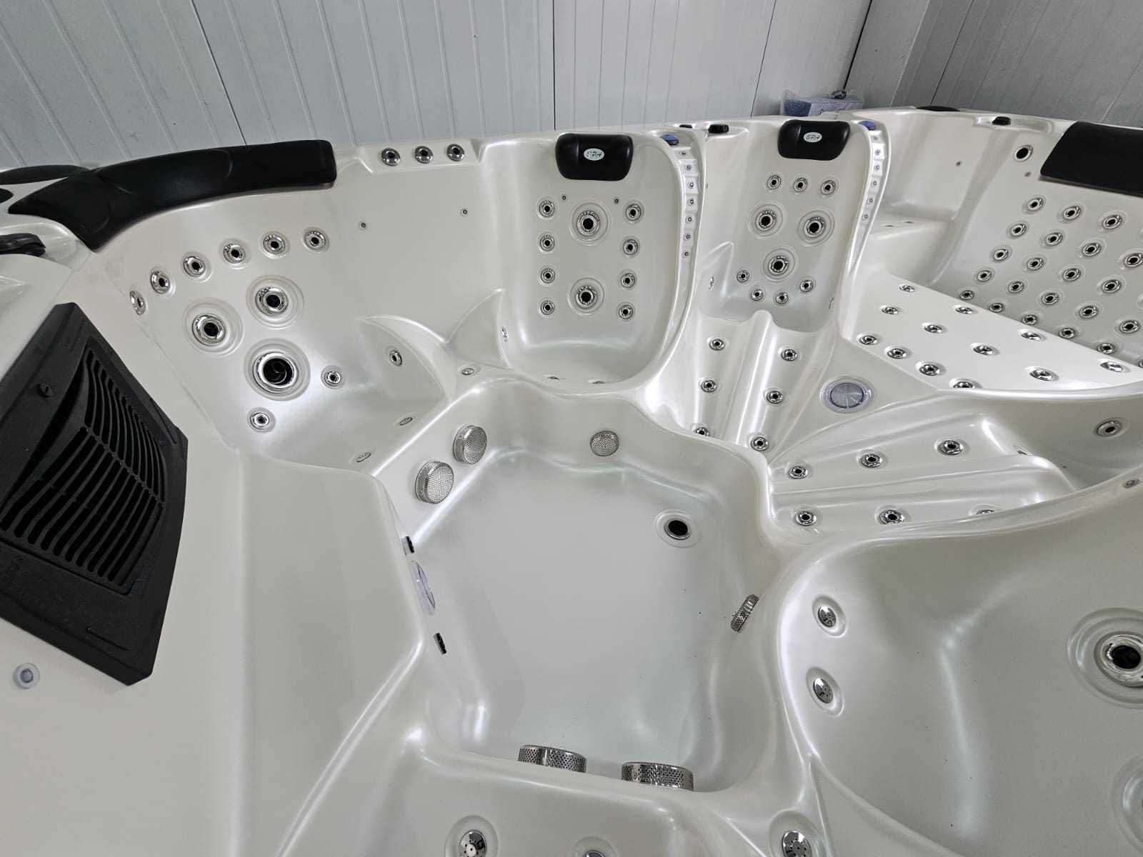NOWOŚĆ! Jacuzzi 10 osobowe Bahama - 3,8 m długości!