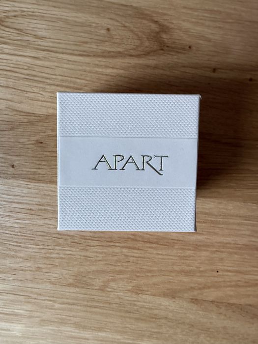 Pierścionek Apart białe złoto diamenty rozmiar 16