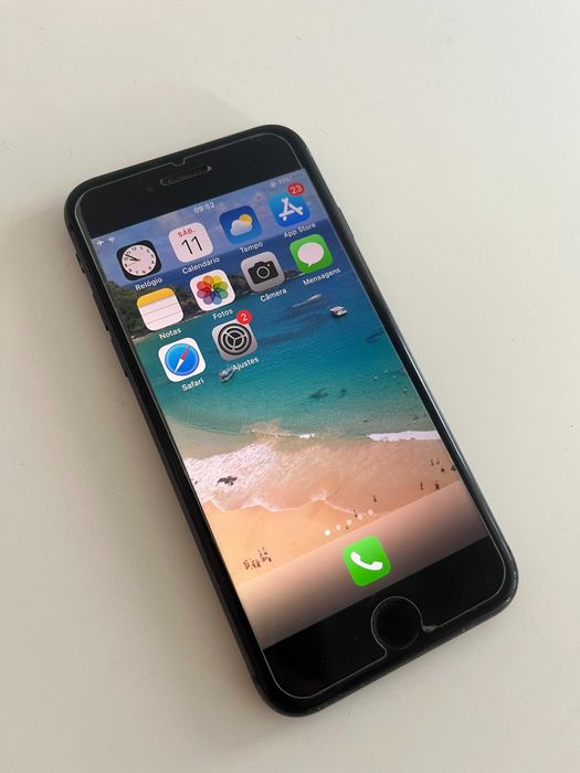 Vendo Iphone 8 64GB em bom estado