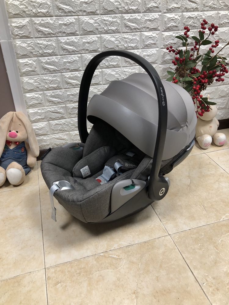 Автокрісло Cybex Cloud Z2+ i-Size Група 0+ (0-13 кг) сайбекс
