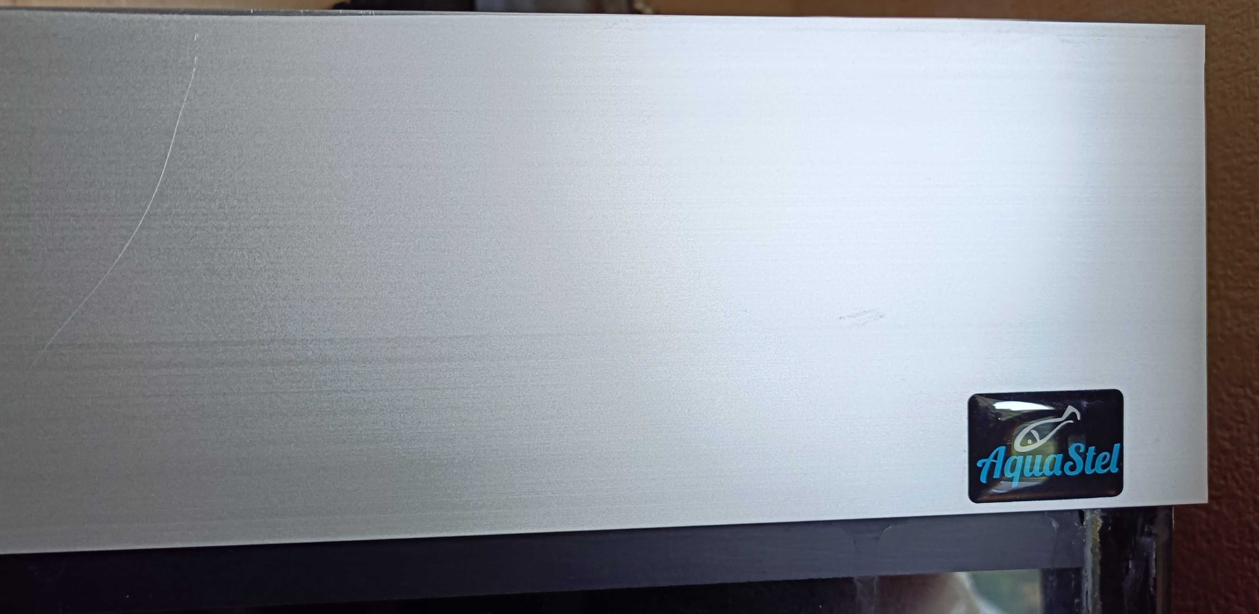 Akwarium proste 80x35x50 - 140 L z pokrywą aluminiową i oświetleniem