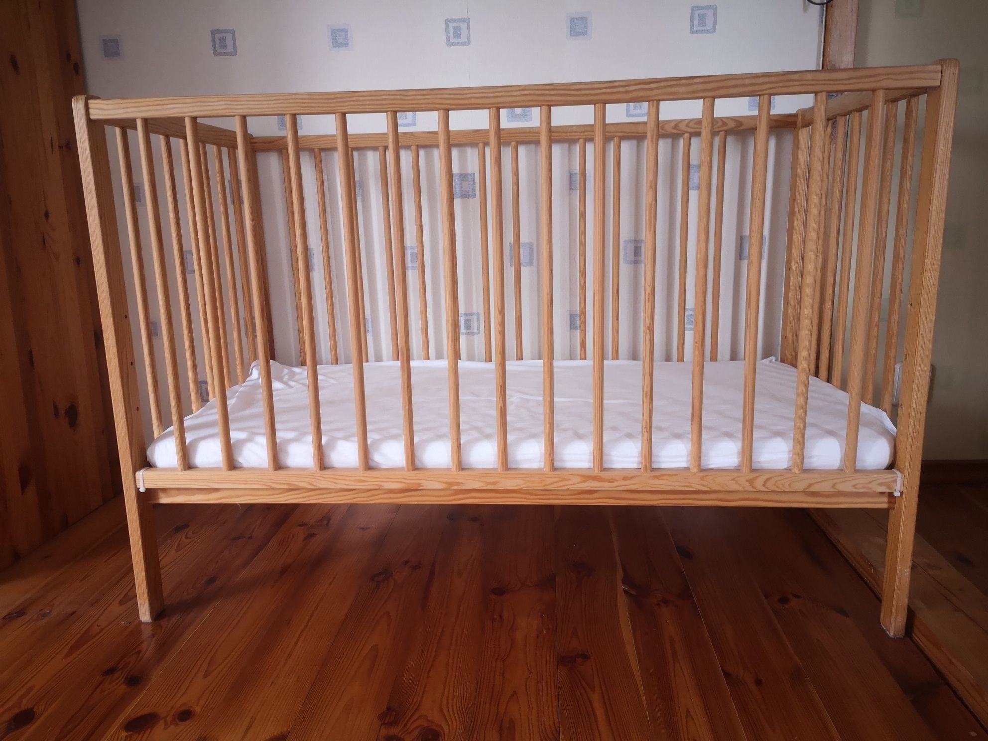Łóżeczko dziecięce drewniane 120 x 60 cm