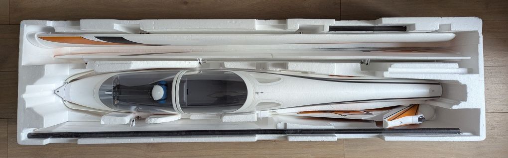 Model szybowca RC FOX 3000mm FMS