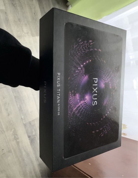Pixus titan 8/256 Lte