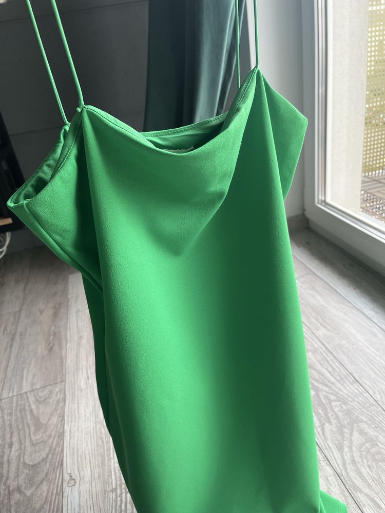 Sukienka zielona prosta obcisla h&m 38 M