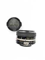 Objetiva Nikkor (Nikon) 50mm f/1.8
