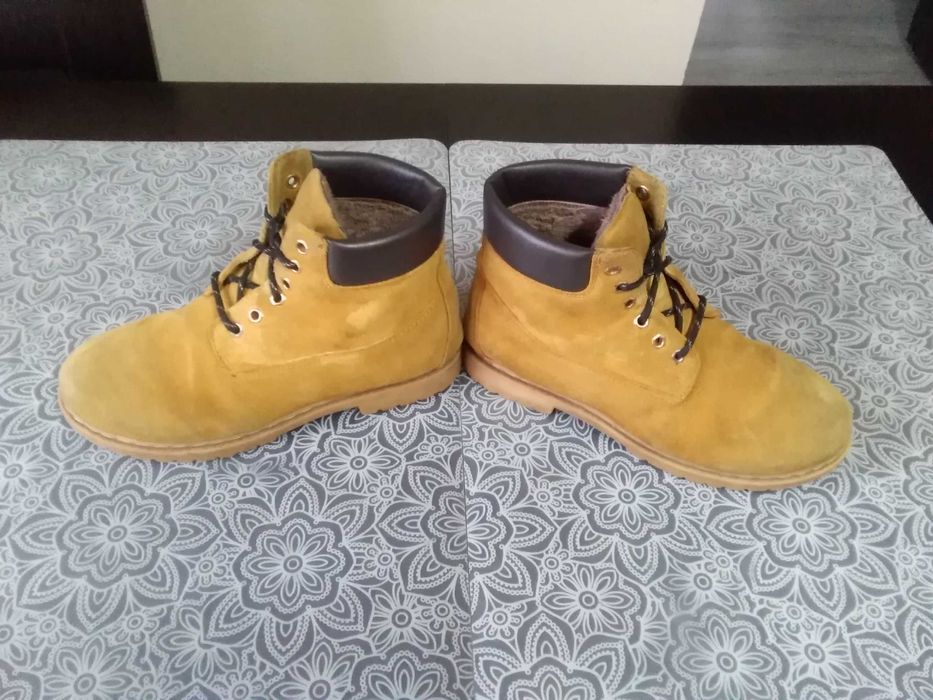 Buty zimowe ocieplane tomberland.