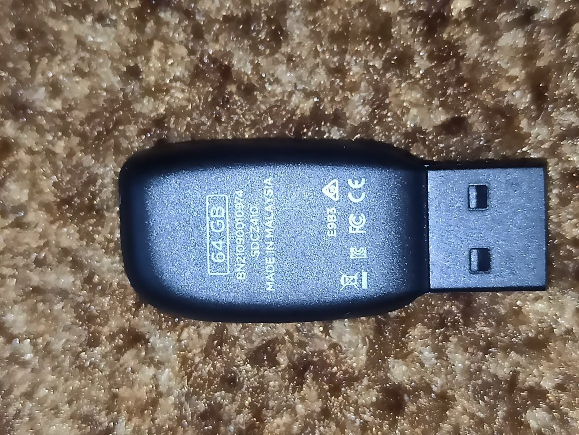 Продам флешку SanDisk + Micro SD 64 gb 3.0