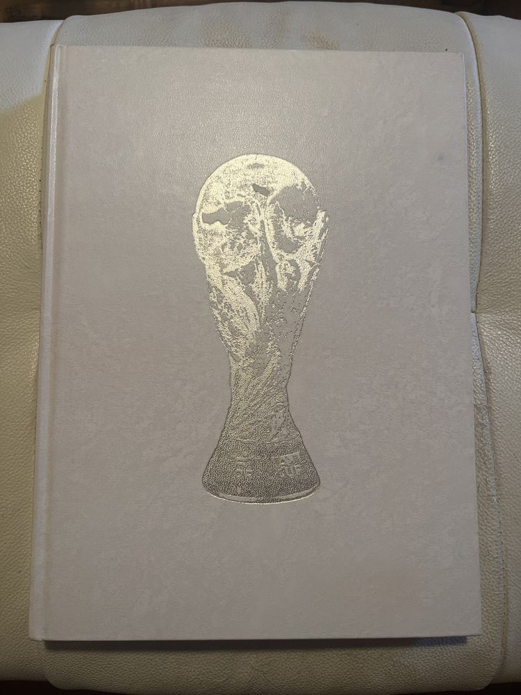 Livro O “Mundial” de José Maria Furtado