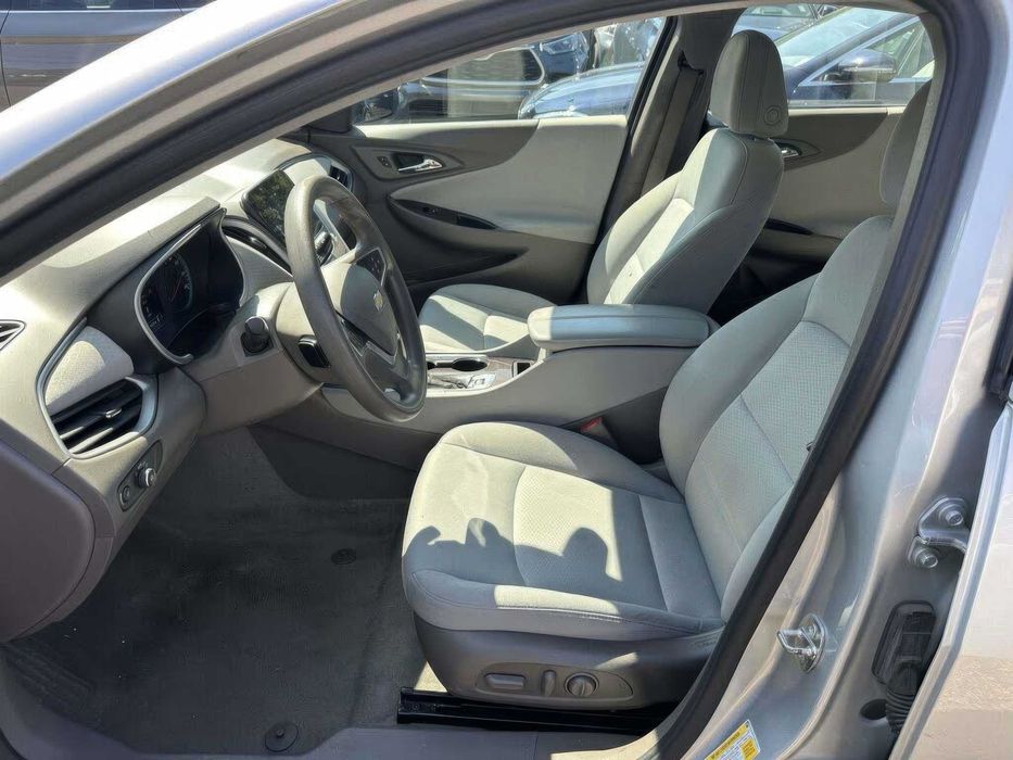 Chevrolet Malibu LT      2022