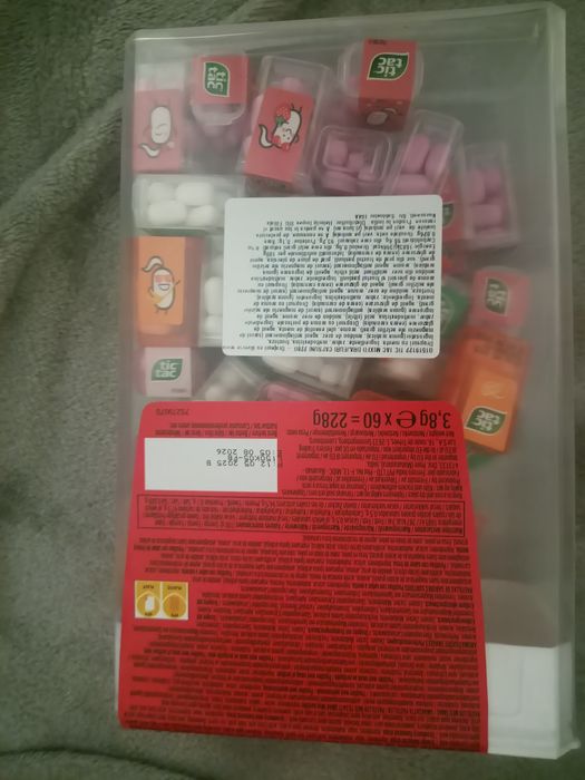 Продам Тик Так, упаковка новая ещё не открывалась.