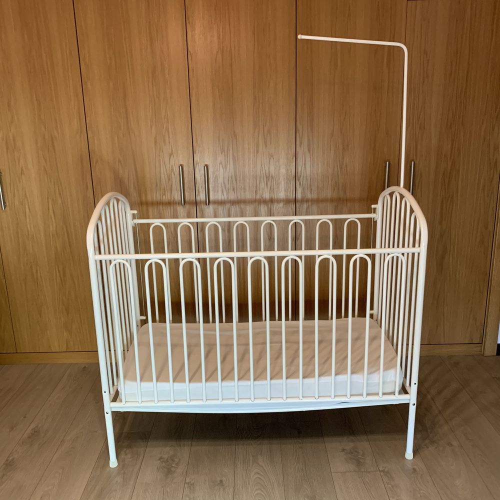 Cama Bebé Estrutura Ferro