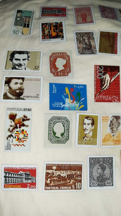 Estampas de selos portugueses em metal