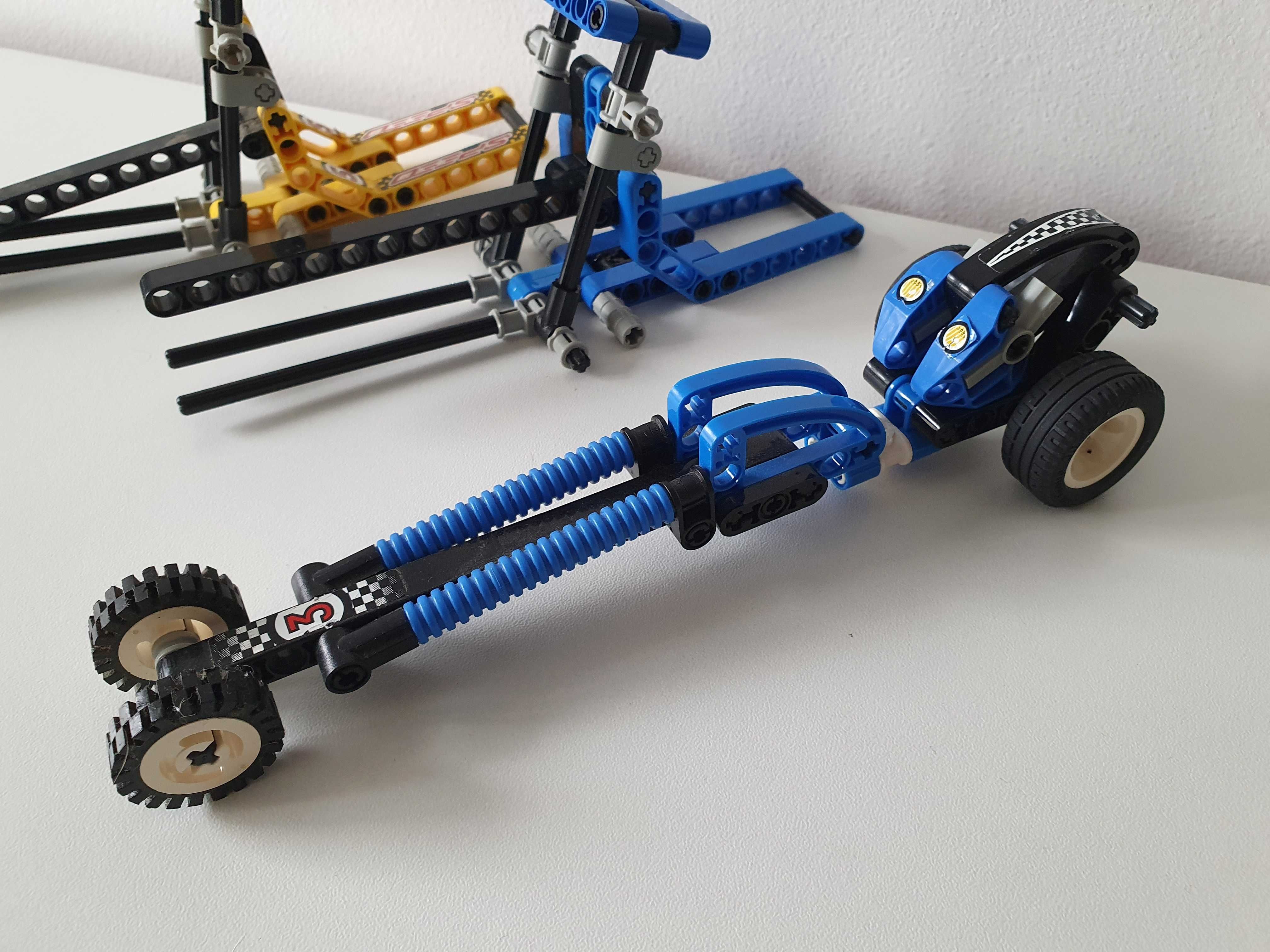 LEGO Technic 8238 Speed slammers Dueling Dragstrers