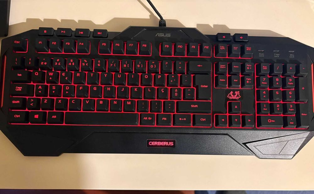 Teclado Gamer Asus Cerberus