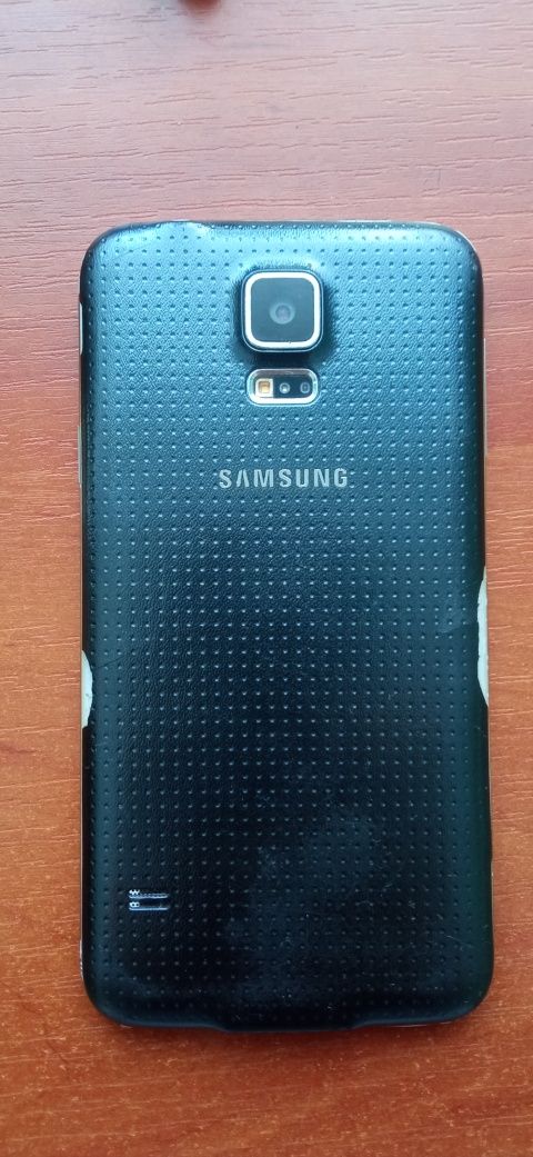 Продам Samsung Galaxy s 5 / C3010