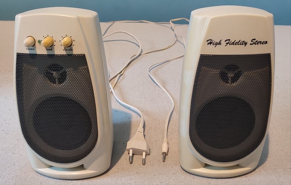 GŁOŚNIKI High Fidelity Stereo 1999