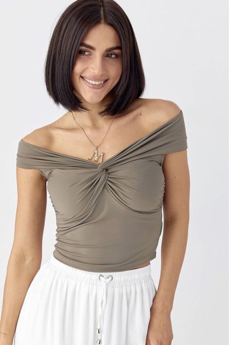 Еластичний топ з переплетіннями, в наявності всі розміри