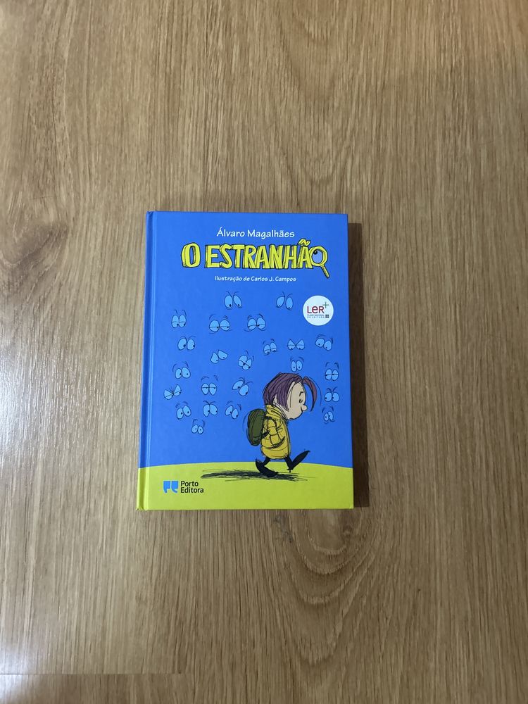 Livro “O estranhão”