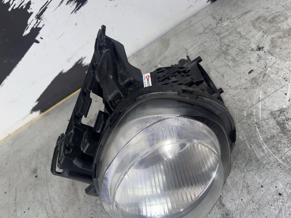 Фара від Nissan JUKE