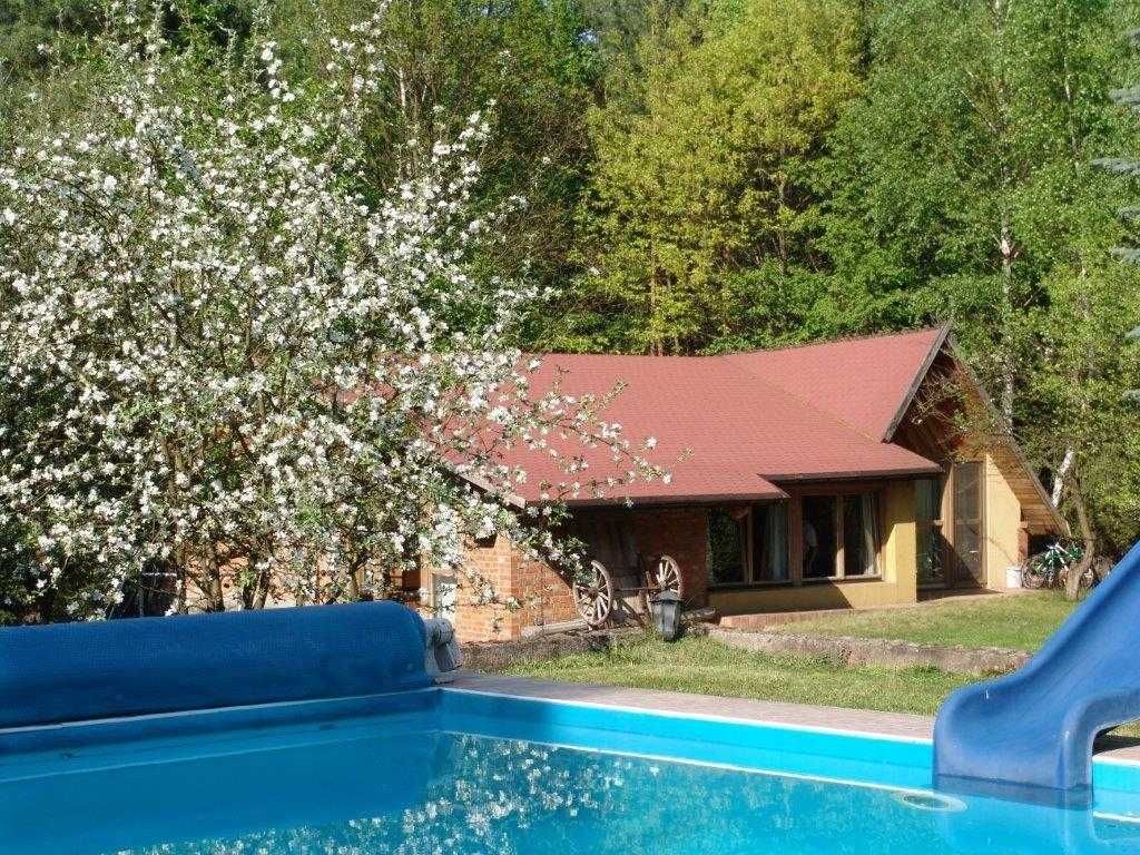 Dom wakacyjny nad Zegrzem, 4 sypialnie, 8-10 osob