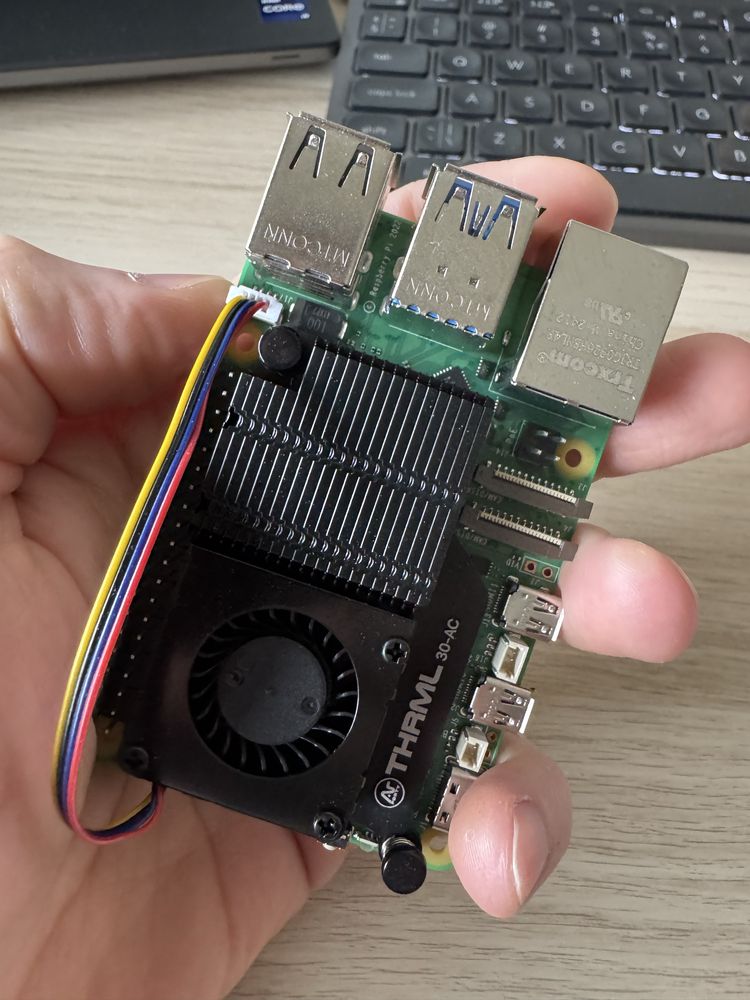 Raspberry Pi5 4GB com power supply