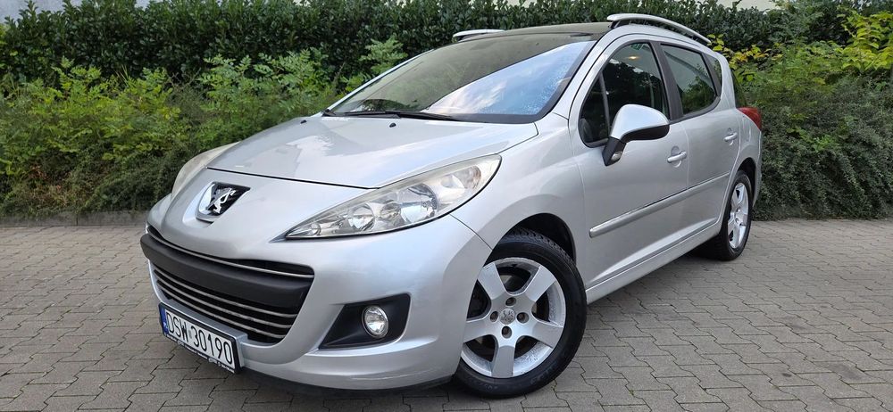 Peugeot 207 1.6HDI*110KM Salon Polska z mikro 123.000km , PT + OC do 09.2026r