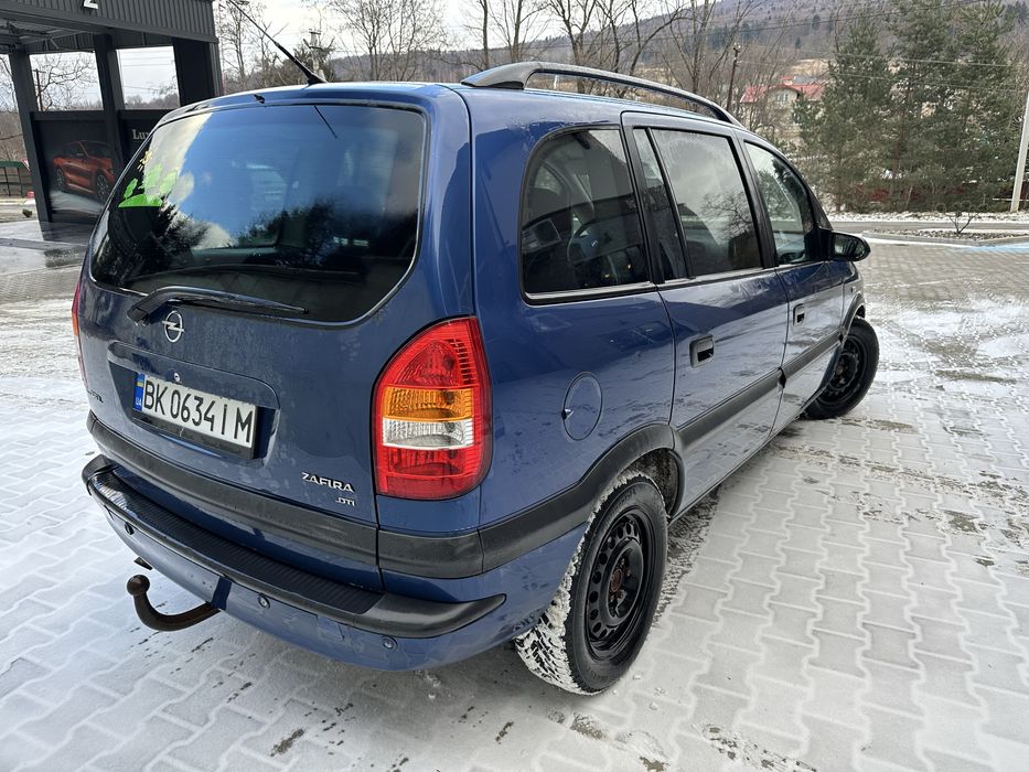 Opel Zafira 2.2 дизель 2002рік