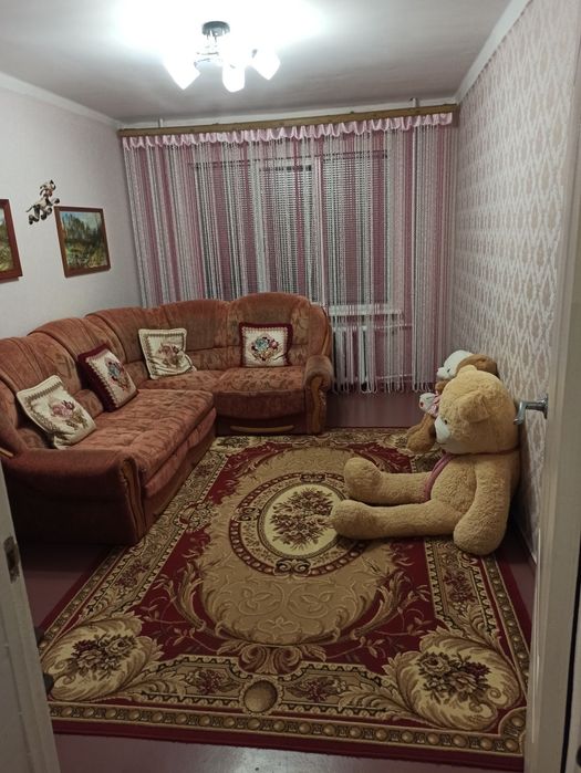 Продам 4 кімнатну квартиру