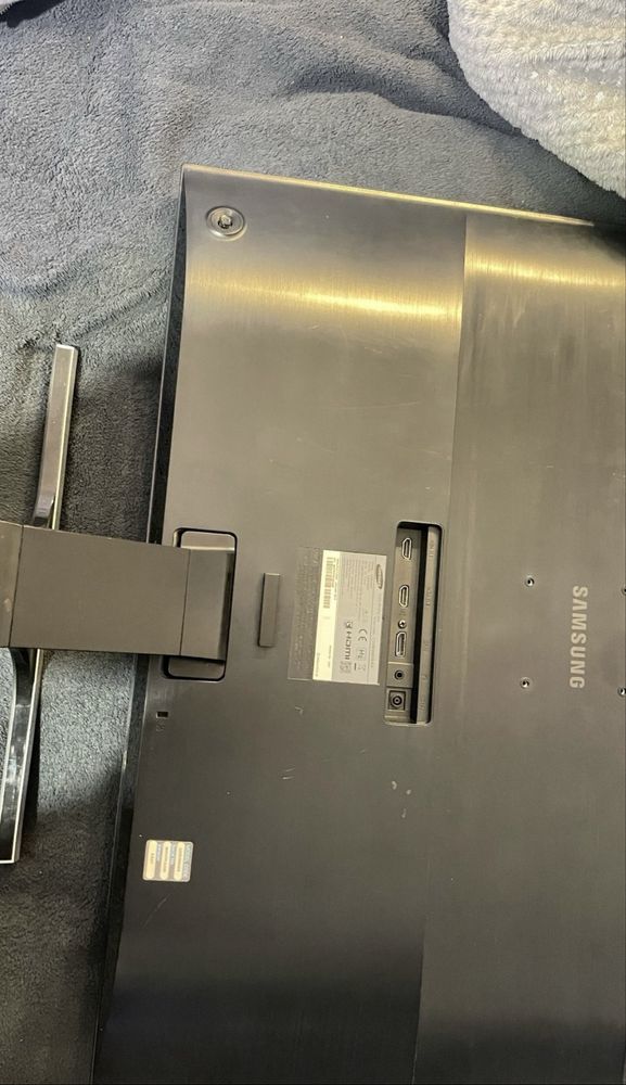 Monitor samsung 28cali 4K bardzo zadbany