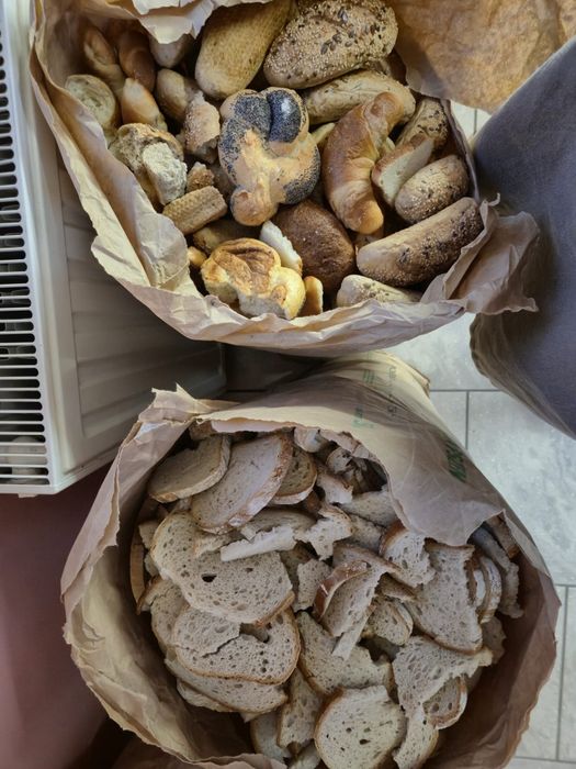 Sprzedaż suchego chleba