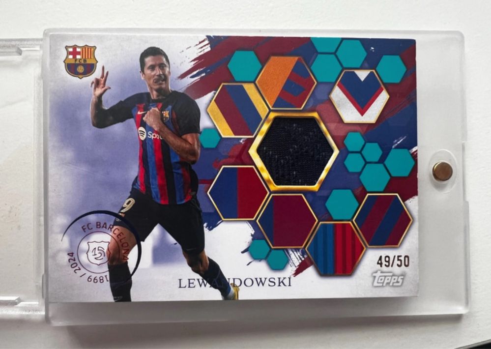 Lewandowski relic /50 Topps match worn fc Barcelona 125