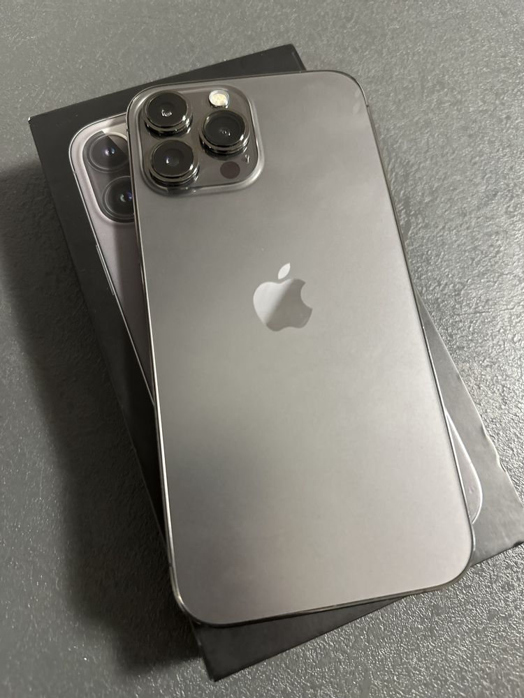 Продам IPhone 13 Pro Max