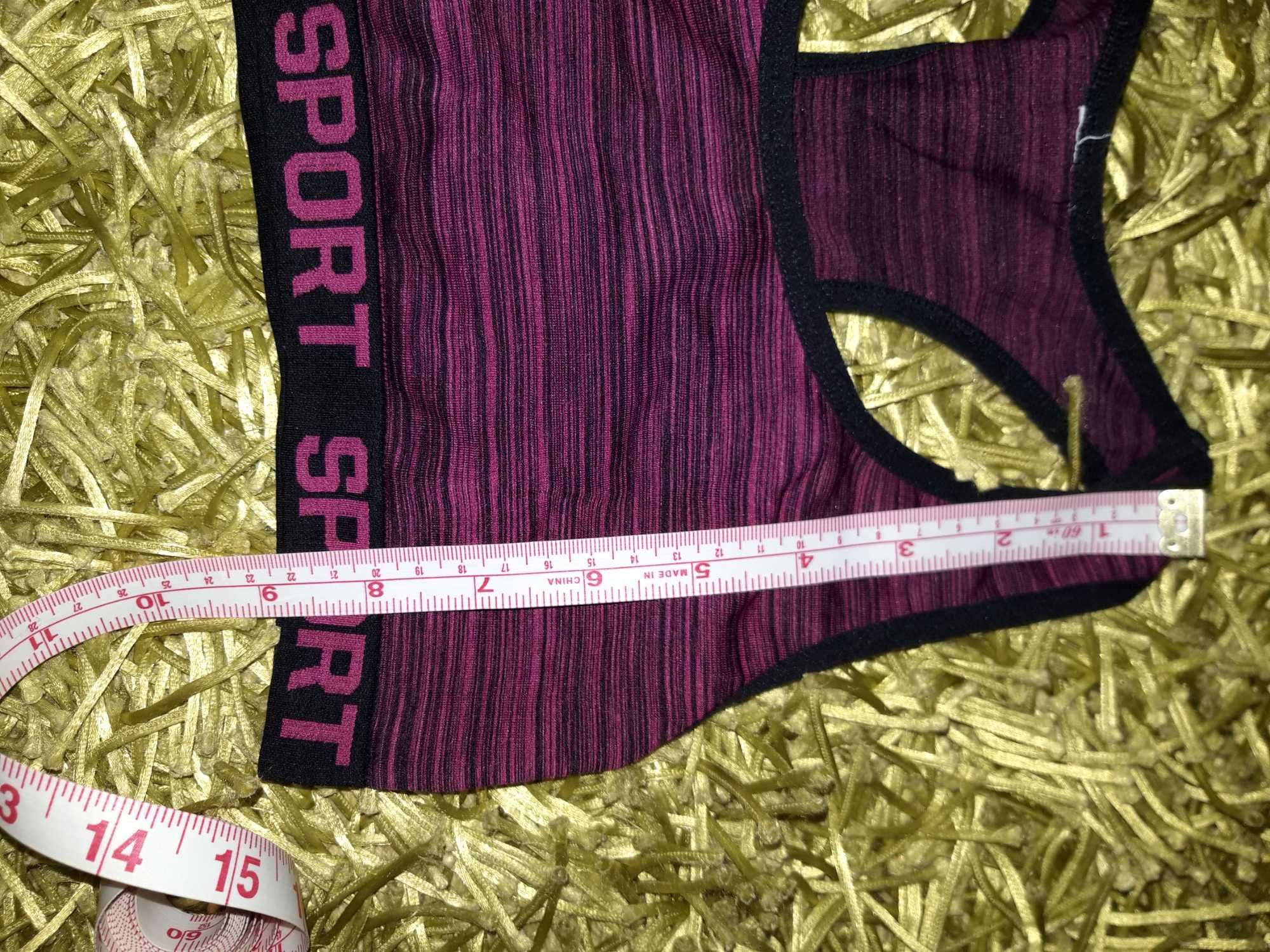 Top desportivo preto e rosa choc elástico em ótimo estado
