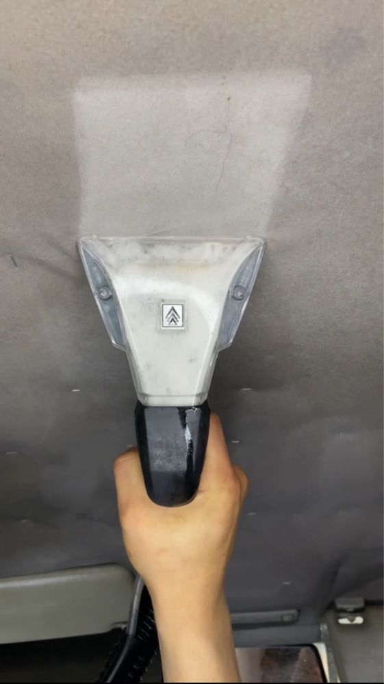 Оренда профессионального моющего пылесоса Karcher Puzzi 8/1