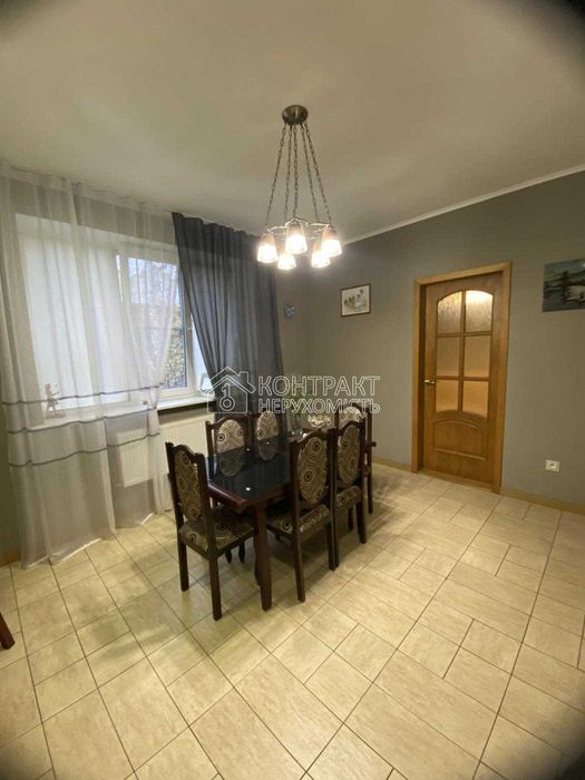 Продається 2 поверховий будинок з гаражем та ділянкою, ХТЗ